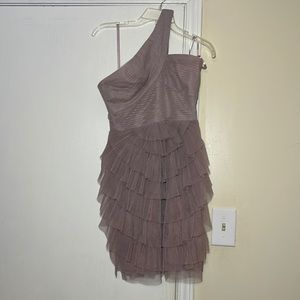 BCBG Maxazria Tan Mini Perfect NYE Party Wedding Event Engagement Dress Size 2